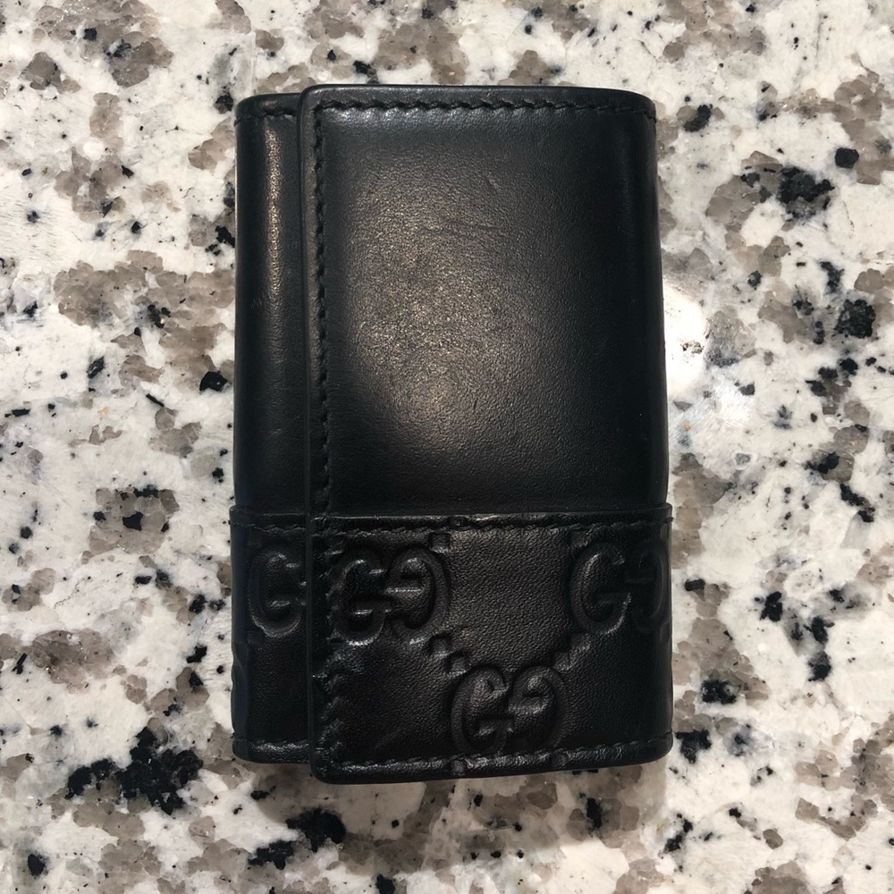 Gucci key holder (keychain)